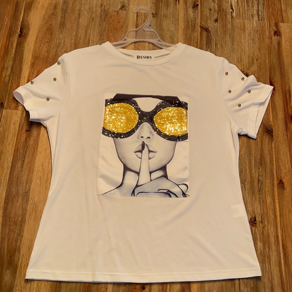 White Sequin Tshirt with Beeded Sleves